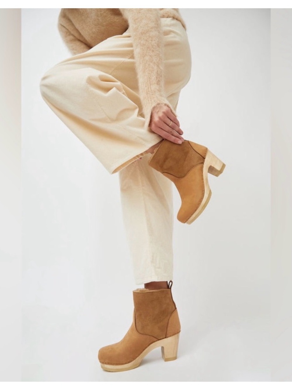 NO.6 STORE Shearling Clog Boots